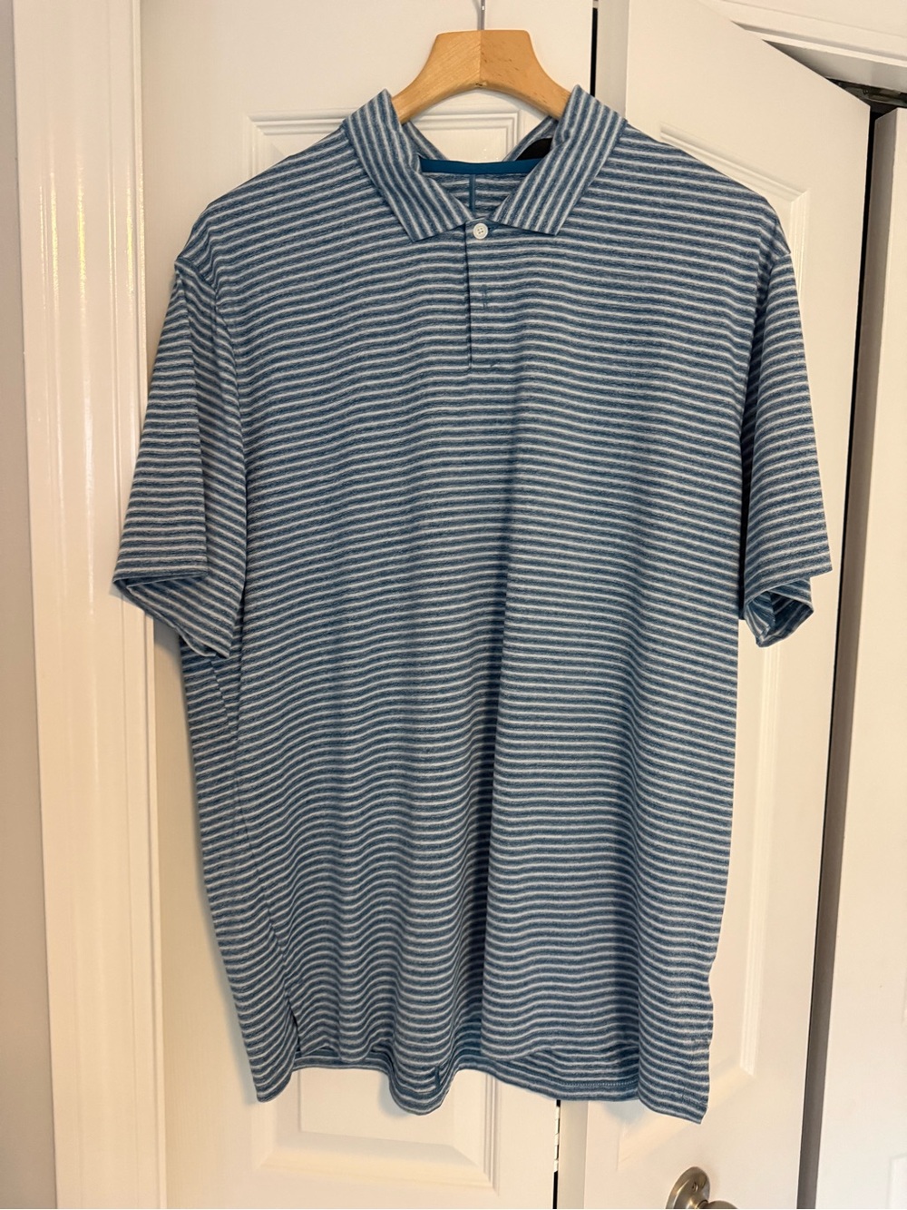 Tiger Woods Nike Men's Blue Striped Polo Shirt